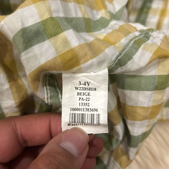 Long-Sleeve Button-Down Shirts in Yellow/Green & White Size 4T - Picture 10 of 10